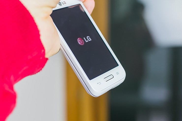 LG L40 (34).jpg